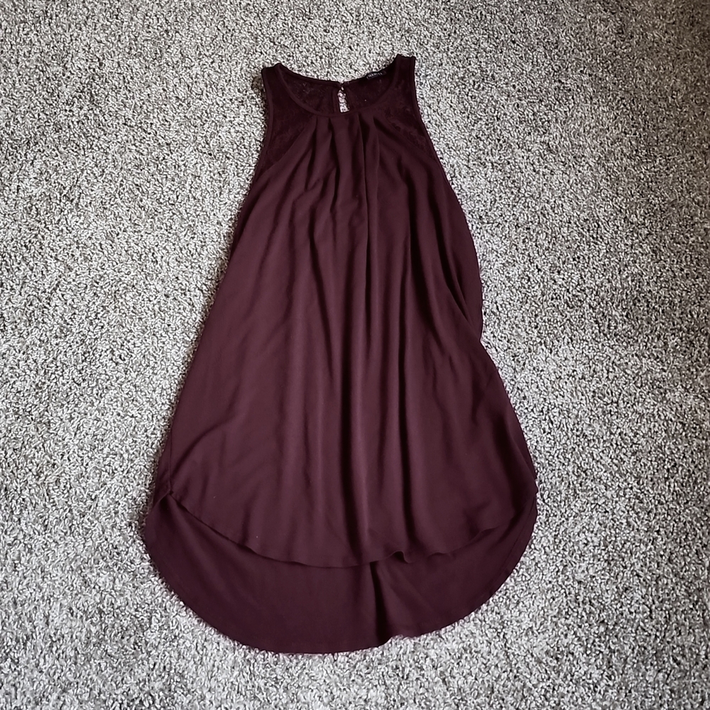 Dynamite small maroon shirt